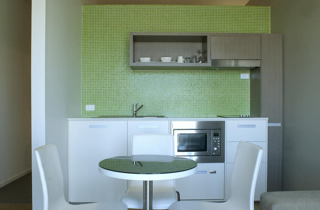 Aparthotel Abode Gungahlin Canberra Exterior foto