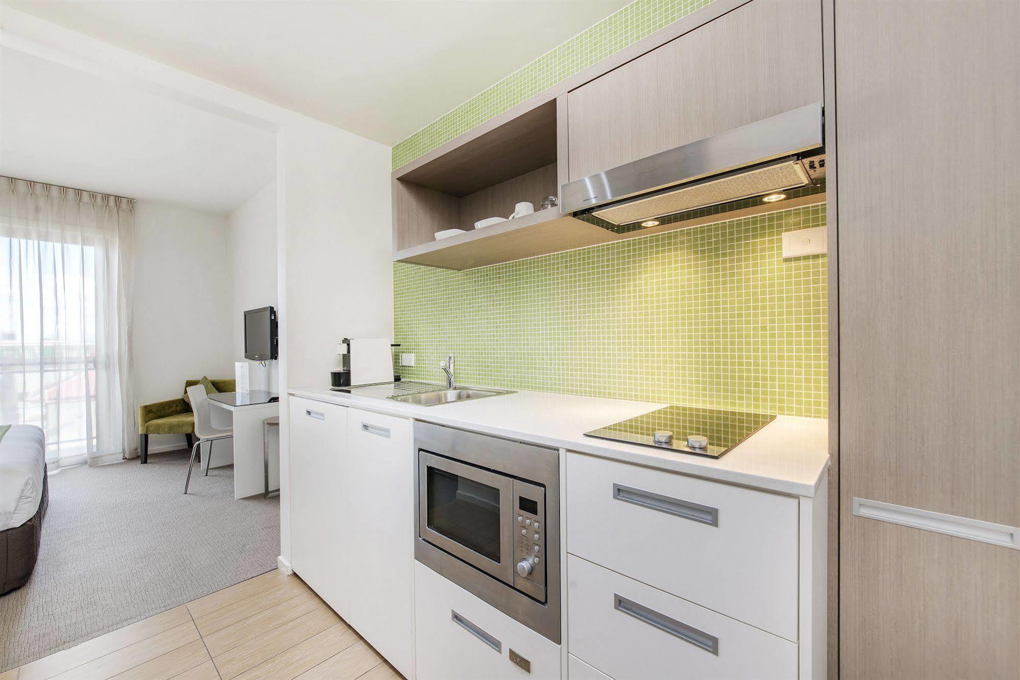 Aparthotel Abode Gungahlin Canberra Exterior foto